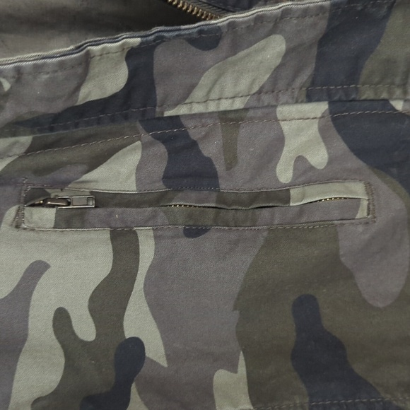 Love Tree Camo Utility Jacket Adjustable Waist Full Zip Size Medium - Picture 5 of 7